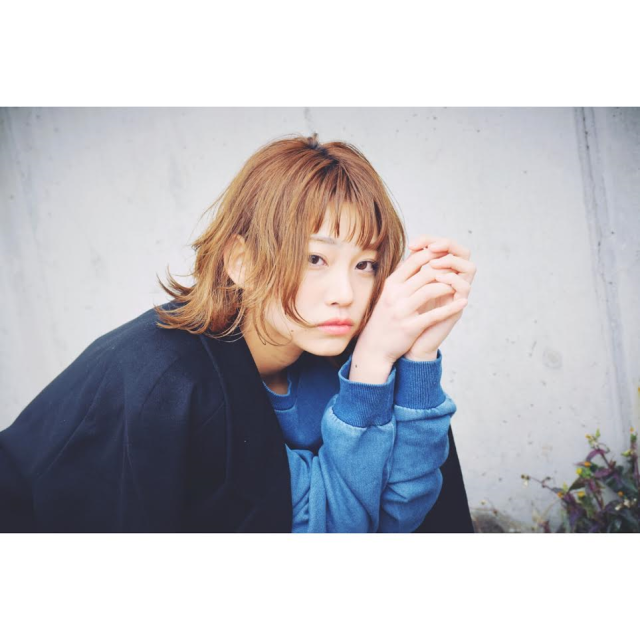 ボブヘアスタイル  AMILI くせ毛風 ショートバング ラフ 透明感 ウェット シースルーバング 耳かけ 外国人風 アンニュイ 無造作