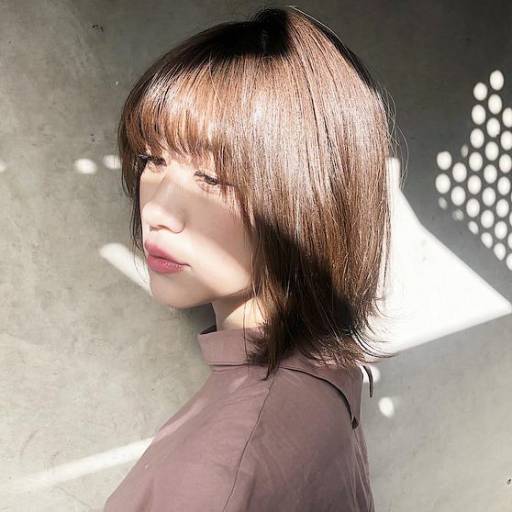 ミディアムヘアスタイル  dydi 表参道 外国人風カラー 透明感 抜け感 ミルクティーベージュ 外ハネボブ 切りっぱなしボブ